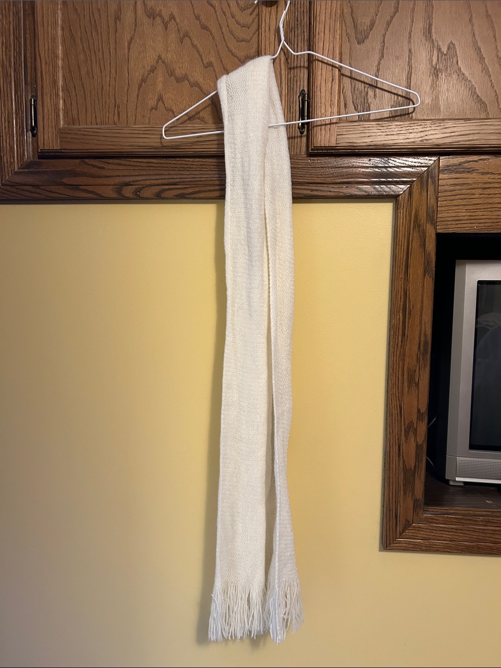 Cozy Ivory Knit Fringe Scarf
